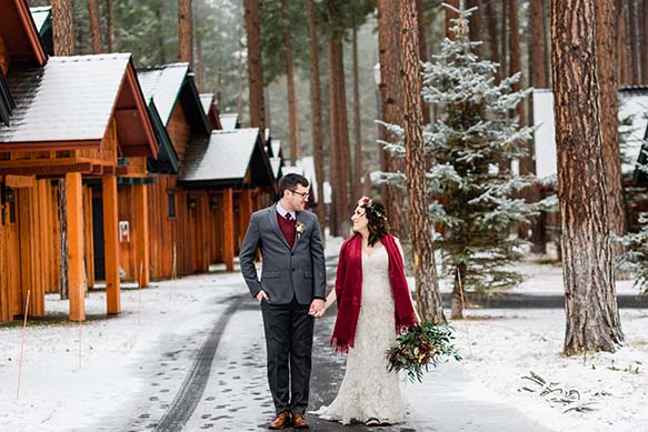 FivePine Lodge Winter Wedding Erica Swantek Photography